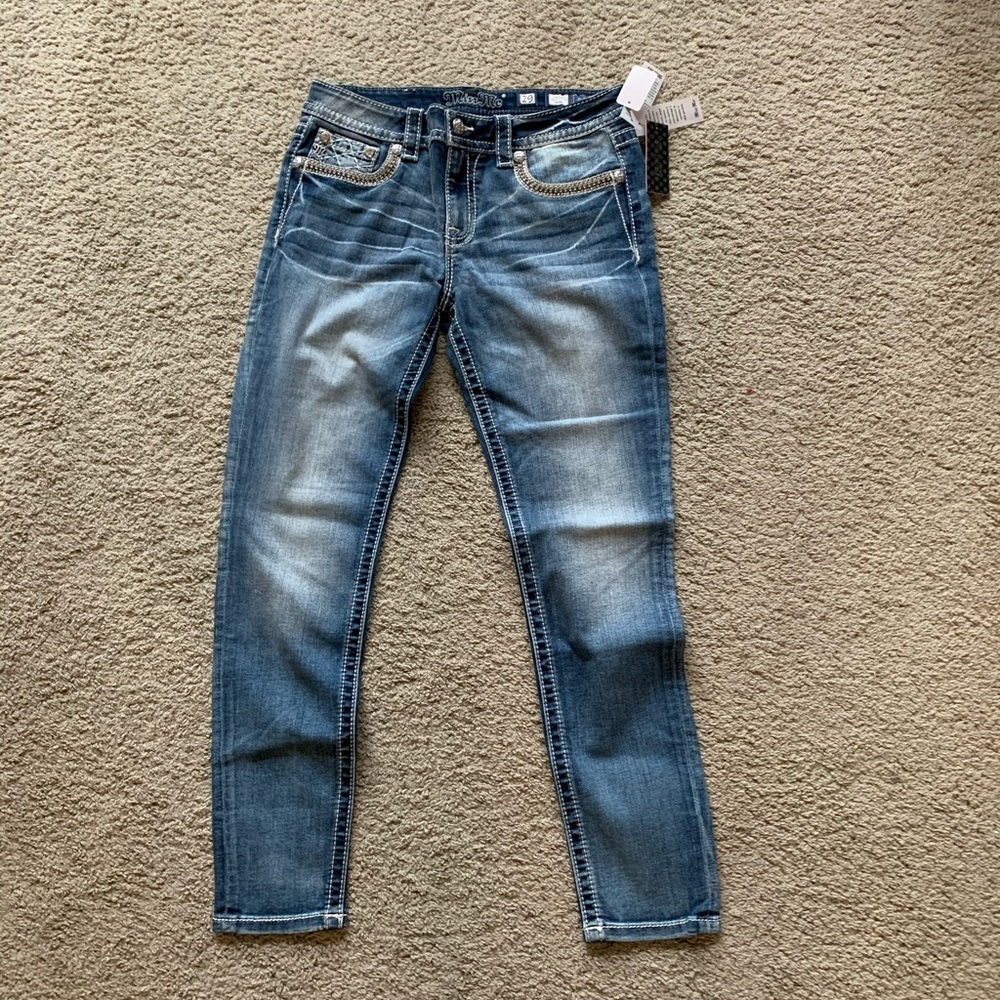 New Miss Me Hailey Skinny Jean - Picture 3 of 4
